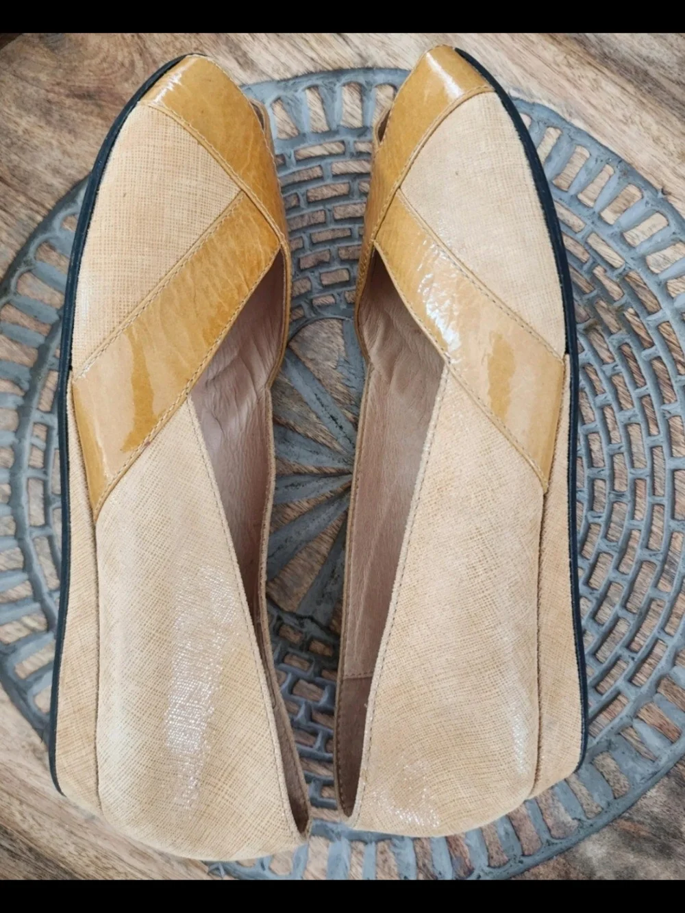 French Sole lightweight tan